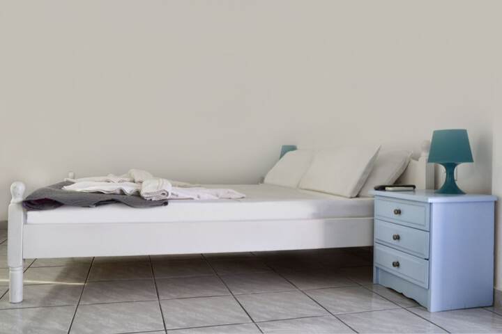 Room 10 of 78