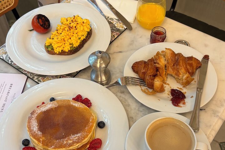 Breakfast/Coffee Service 38 of 43
