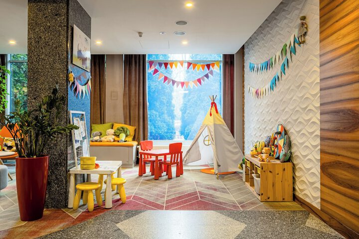 Lobby Entry