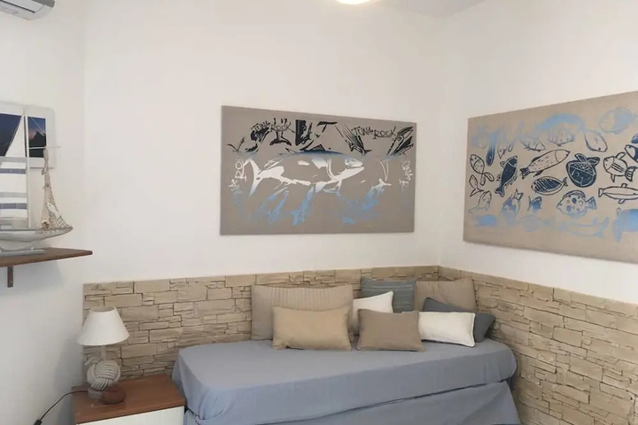 Room 3 of 13