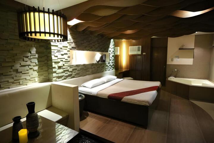 Room 49 of 49