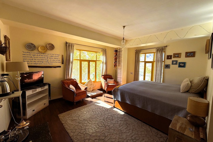 Room 14 of 63