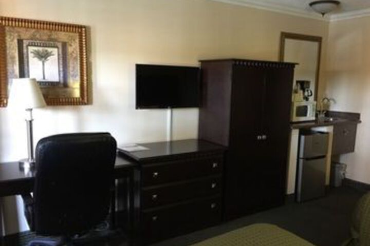 Room 22 of 87