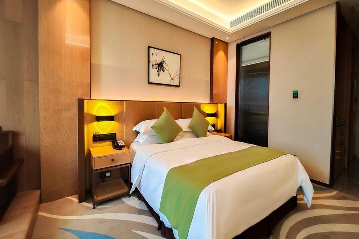 Room 42 of 162