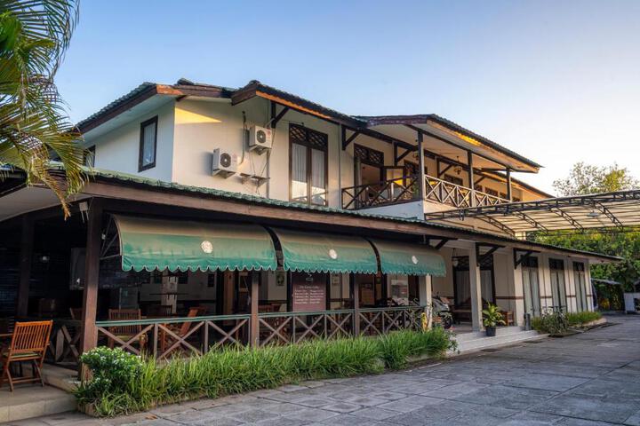 Photo of Samawa Transit Hotel