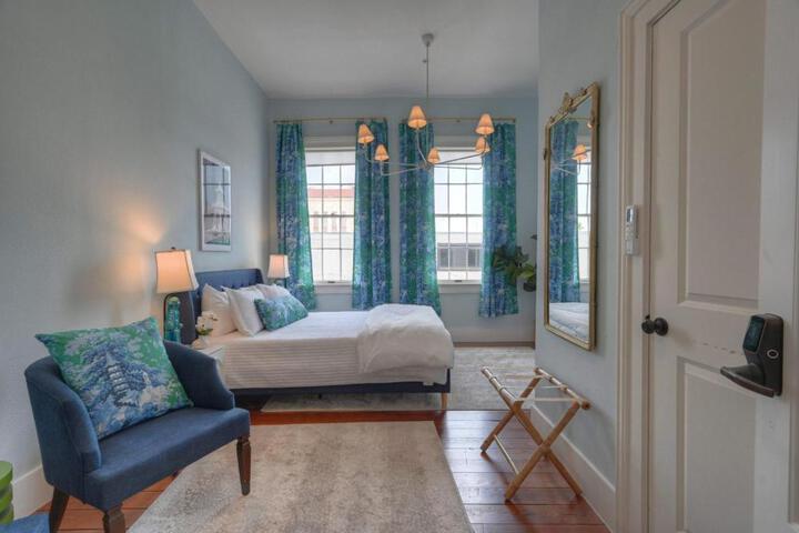Exterior of Sugars INN Room #4