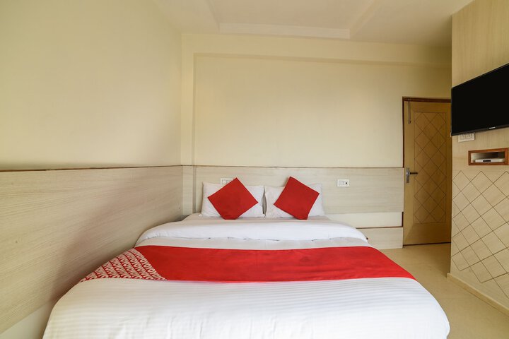 Room 16 of 26