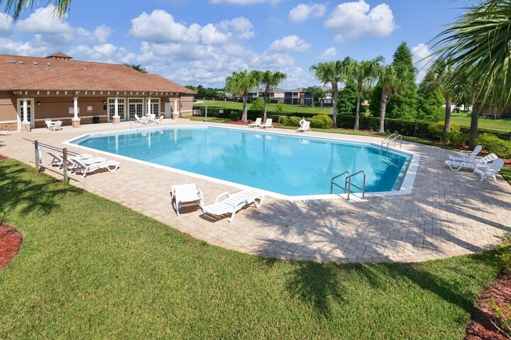 Pool 20 of 34
