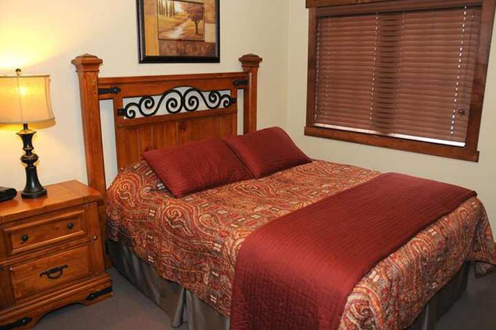 1 Bedroom Condo Villa Queen Bed Sofa (158 of 252)