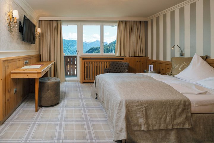Room 21 of 48