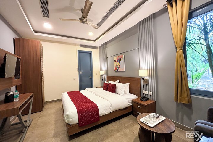 Room 43 of 111