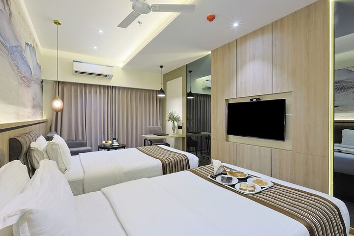 Room 36 of 48