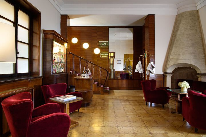 Hotel Lobby