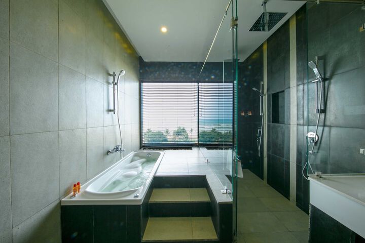 Bath Interior