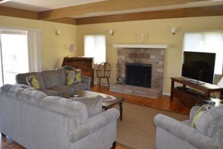 Room 15 of 27