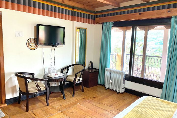 Room 28 of 84
