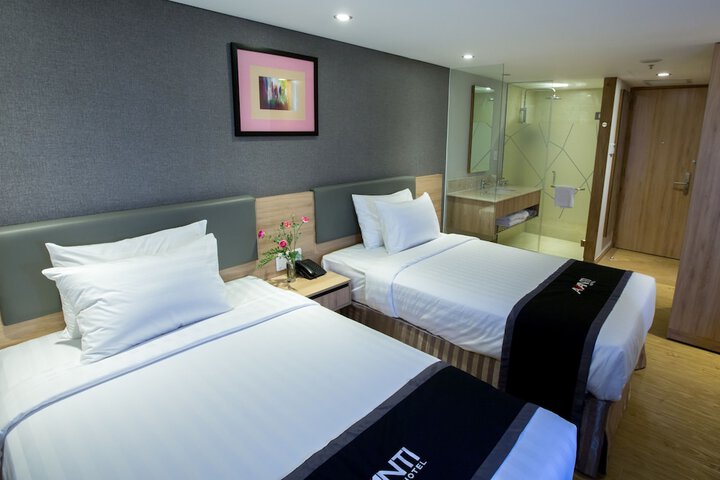 Room 5 of 45