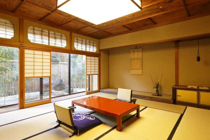 Room 16 of 67