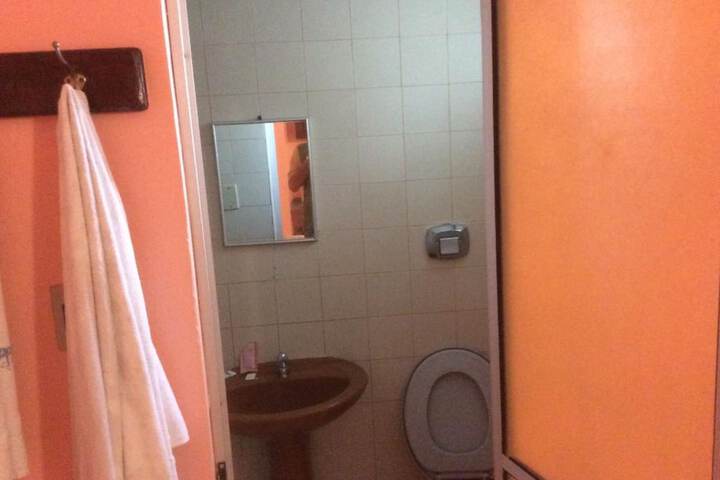 Room 27 of 28