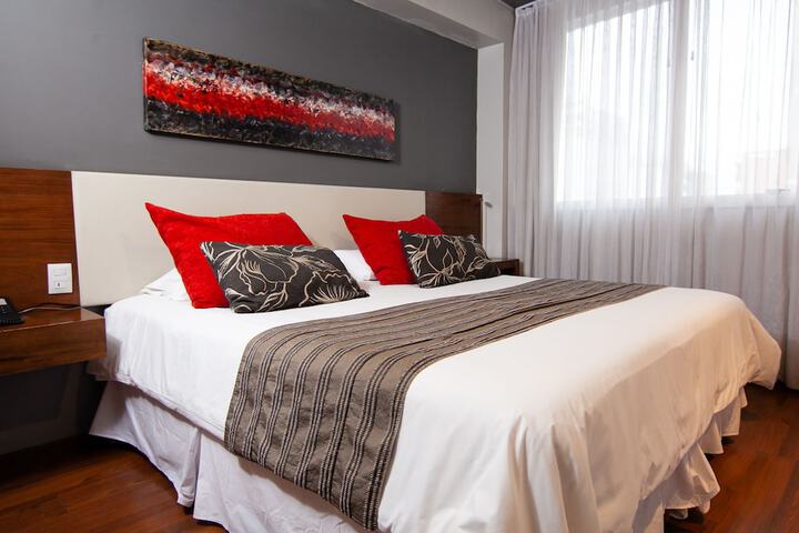 Room 6 of 39