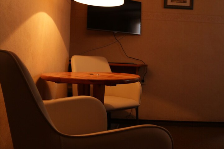 Room 14 of 42