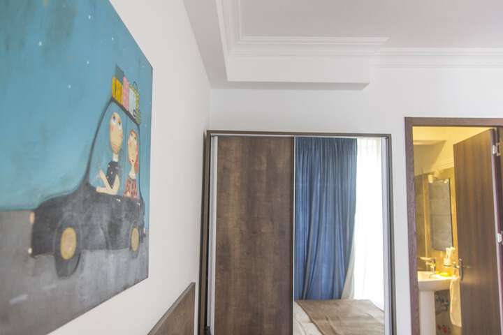 Room 53 of 134
