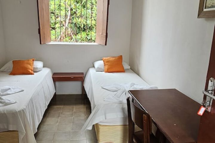 Room 52 of 157