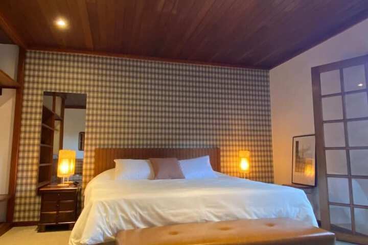 Room 4 of 59