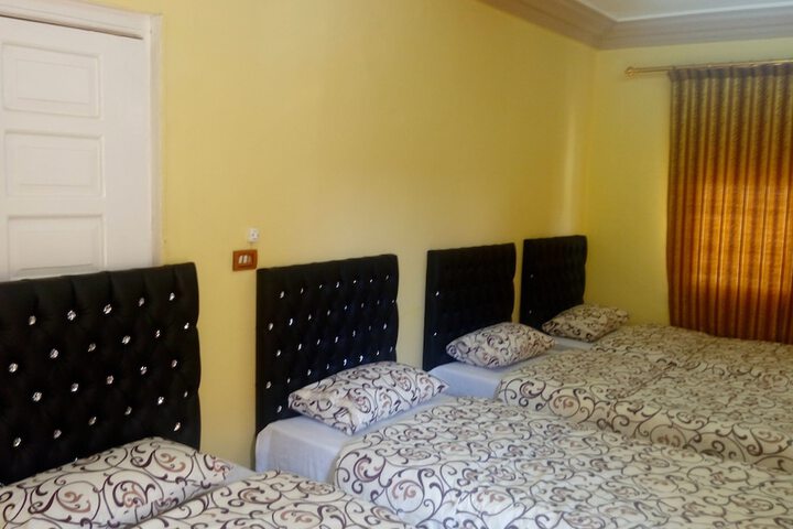 Room 17 of 44