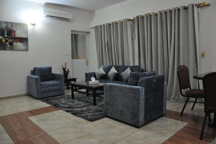 Room 17 of 24