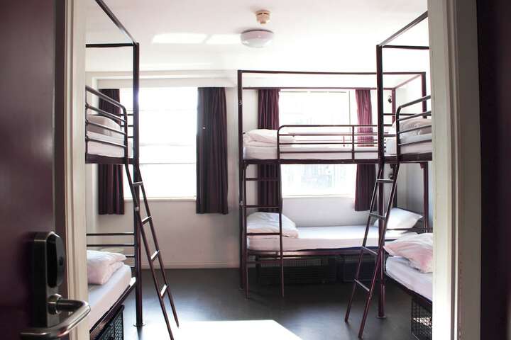 Room 53 of 91