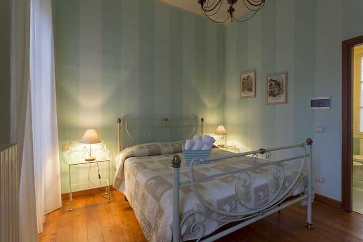 Room 20 of 23
