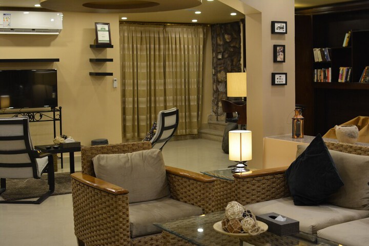 Hotel Interior 10 of 49