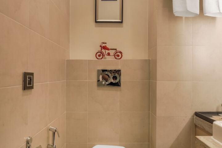 Room 44 of 55