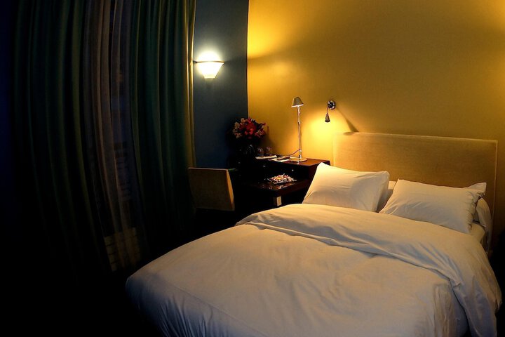 Room 20 of 37