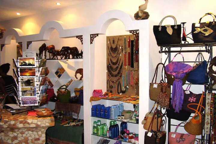 Gift Shop 90 of 195