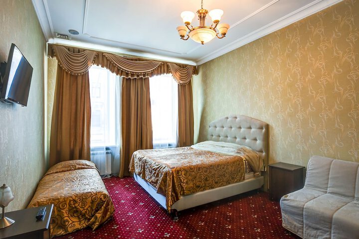 Bolshoy 19 Mini Hotel in St. Petersburg