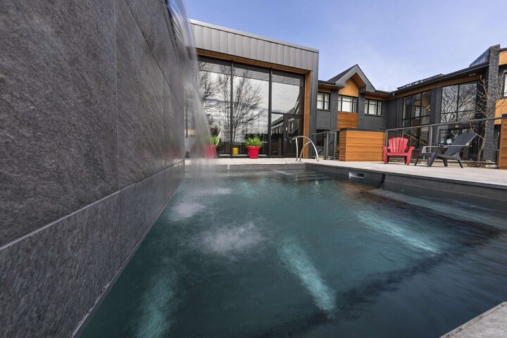 Pool 73 of 104