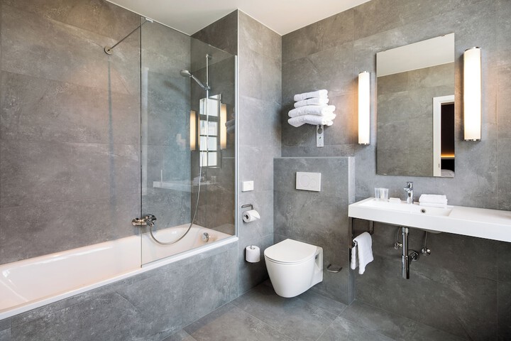 Clean Restrooms