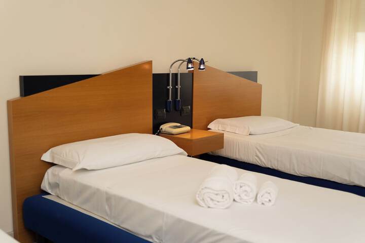 Room 22 of 114