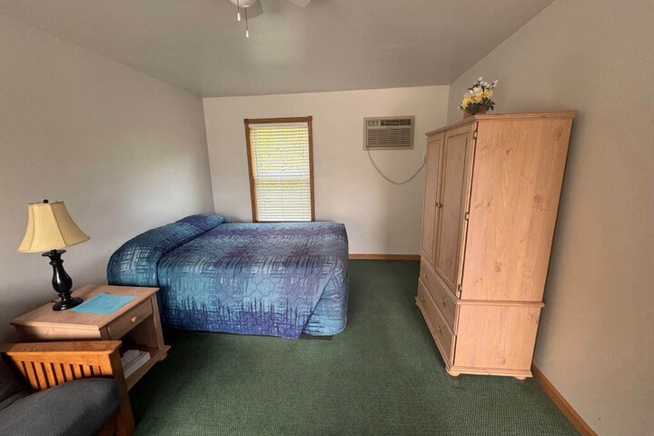 Room 25 of 59