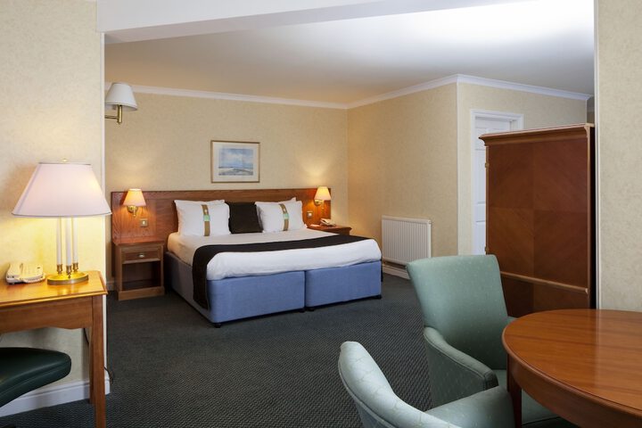 Room 21 of 81