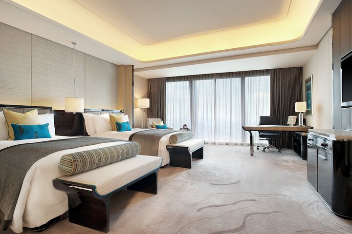 Room 12 of 84