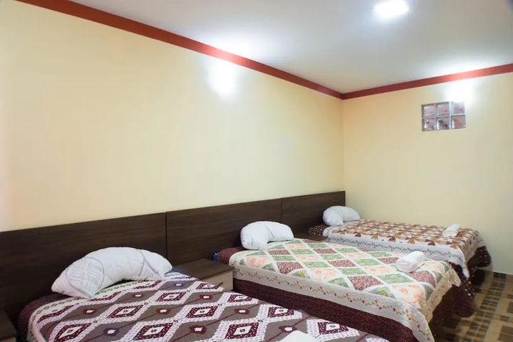 Room 5 of 14
