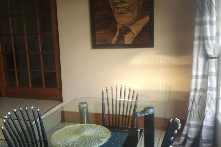 Room 14 of 40
