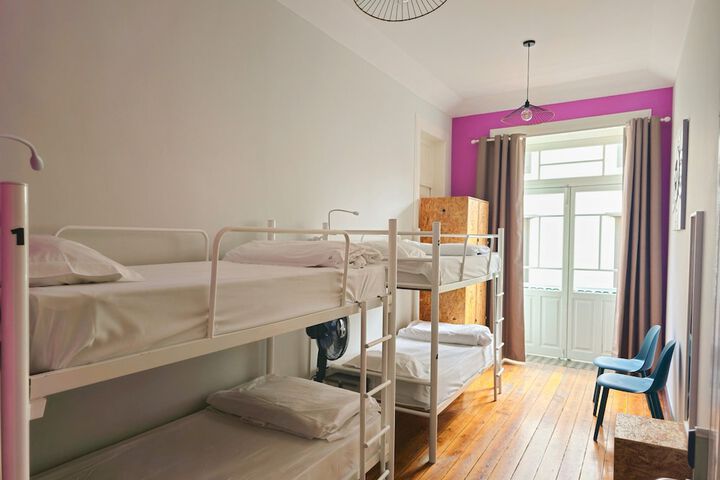 Room 15 of 50