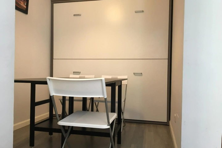 Room 5 of 20