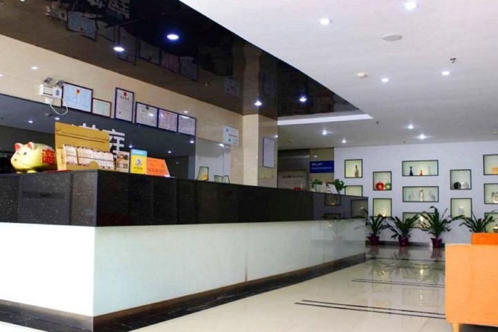 Hotel Interior 6 of 8