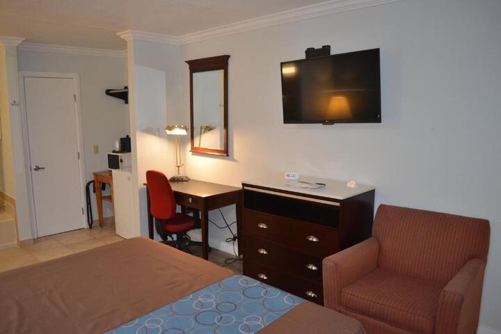 Standard | King Bed (26 of 33)