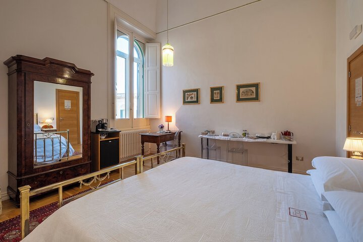 Room 19 of 47